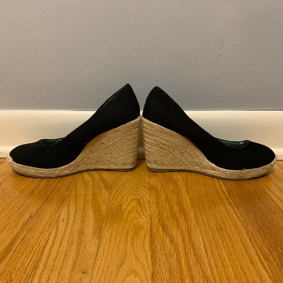 Comfortable wedge heels - Picture 2 of 4